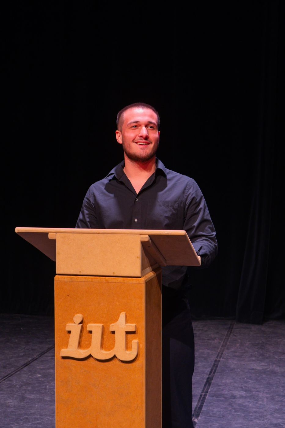 Un candidat au pupitre de l'IUT